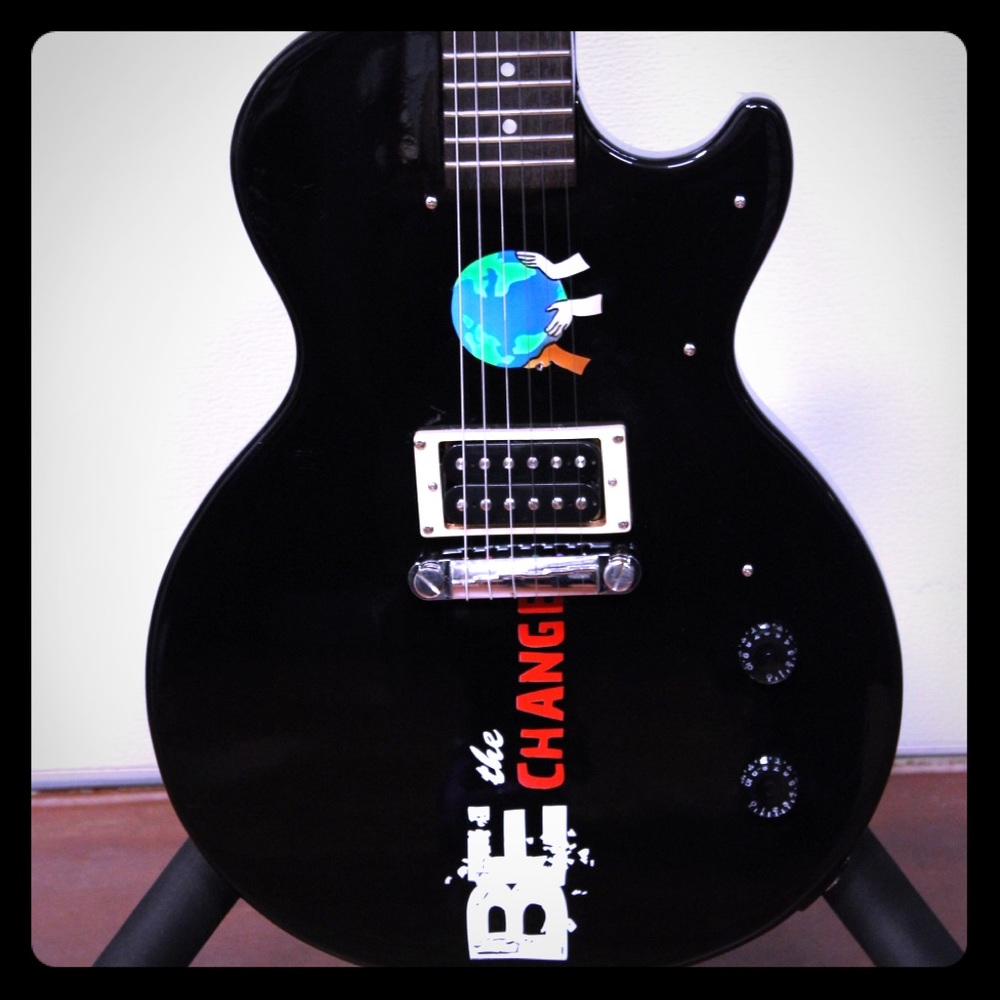 Epiphone Junior Model “Be The Change”